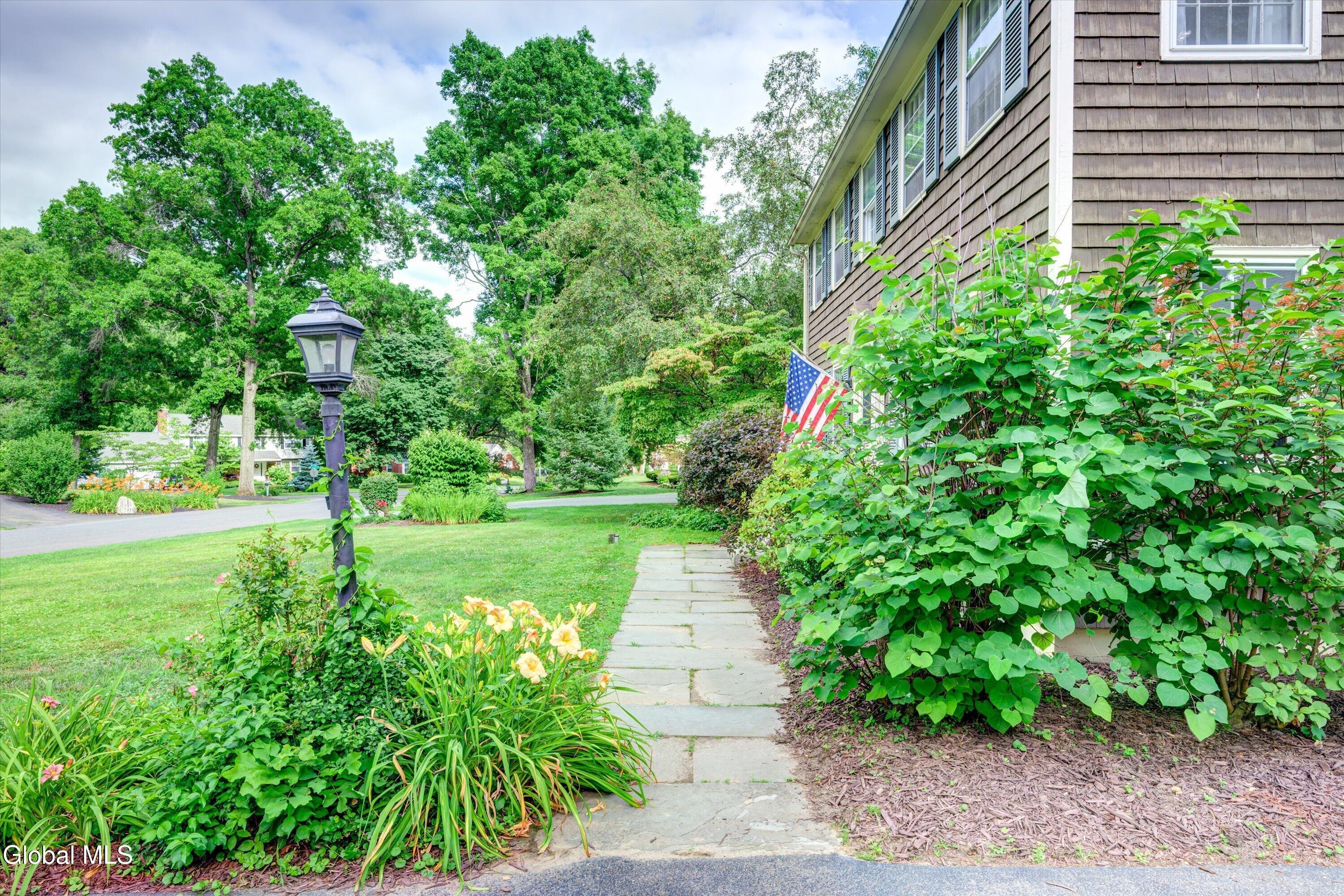 16 Macaffer Drive Menands NY 12204