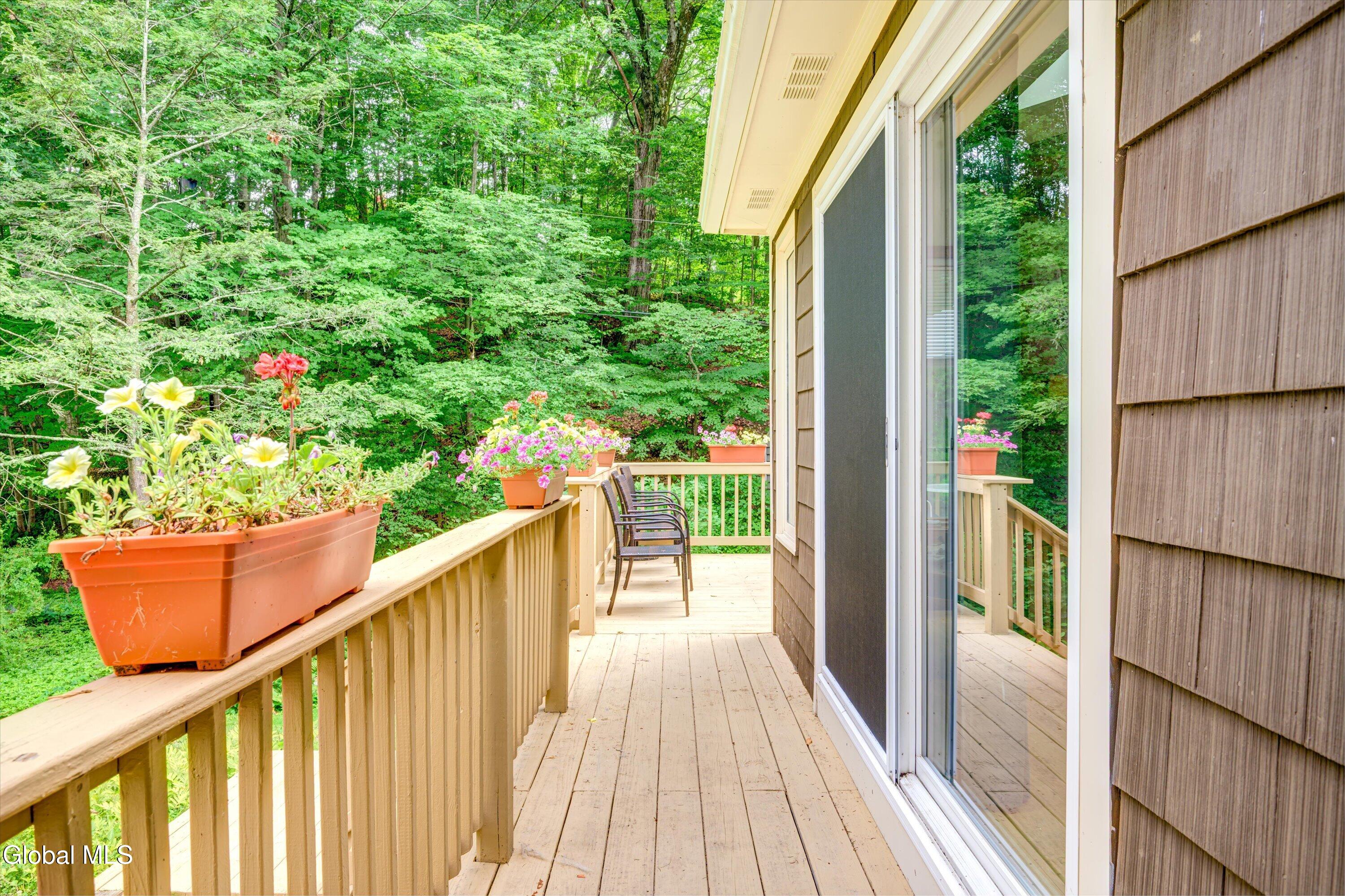 16 Macaffer Drive Menands NY 12204