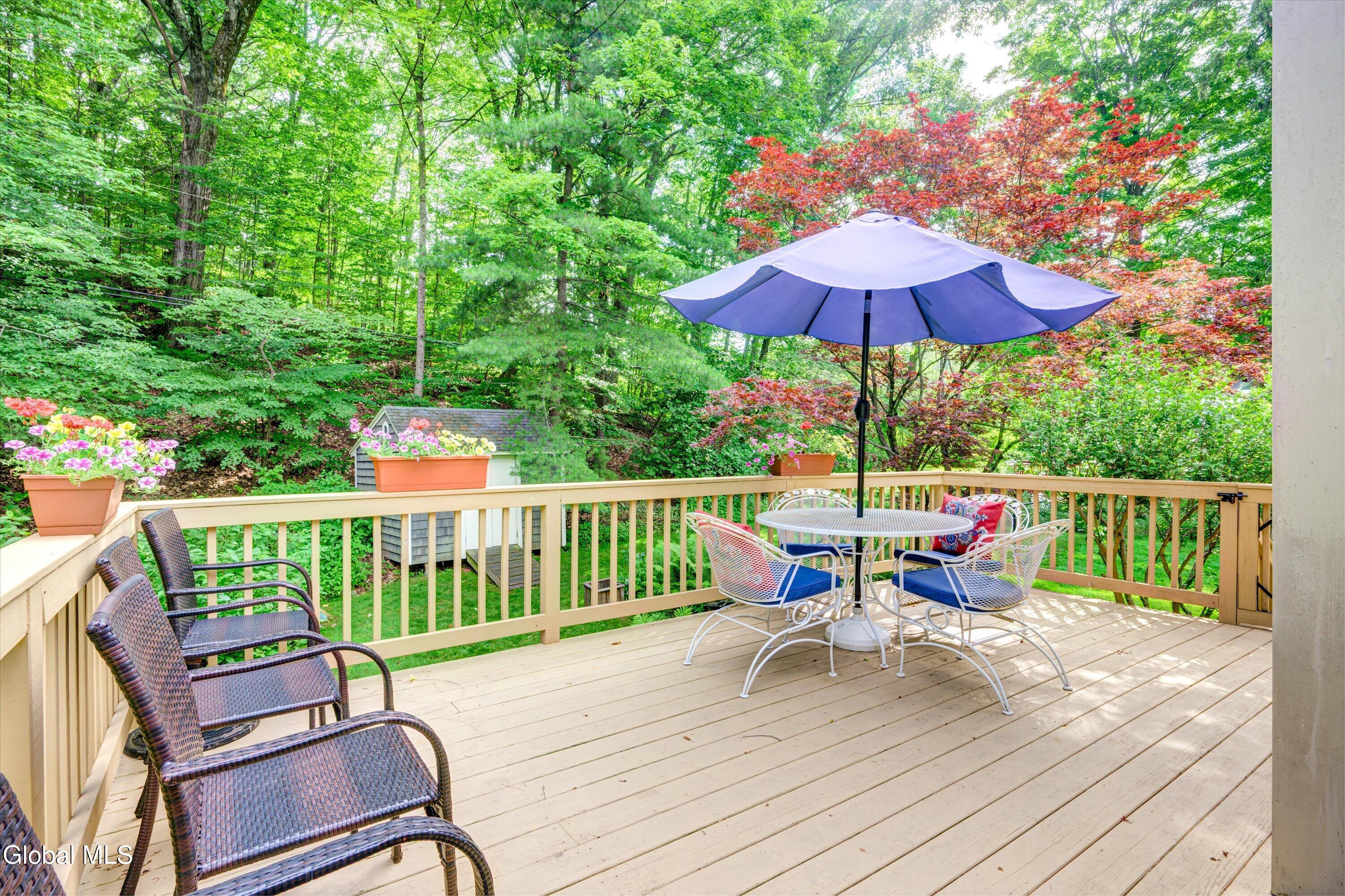 16 Macaffer Drive Menands NY 12204