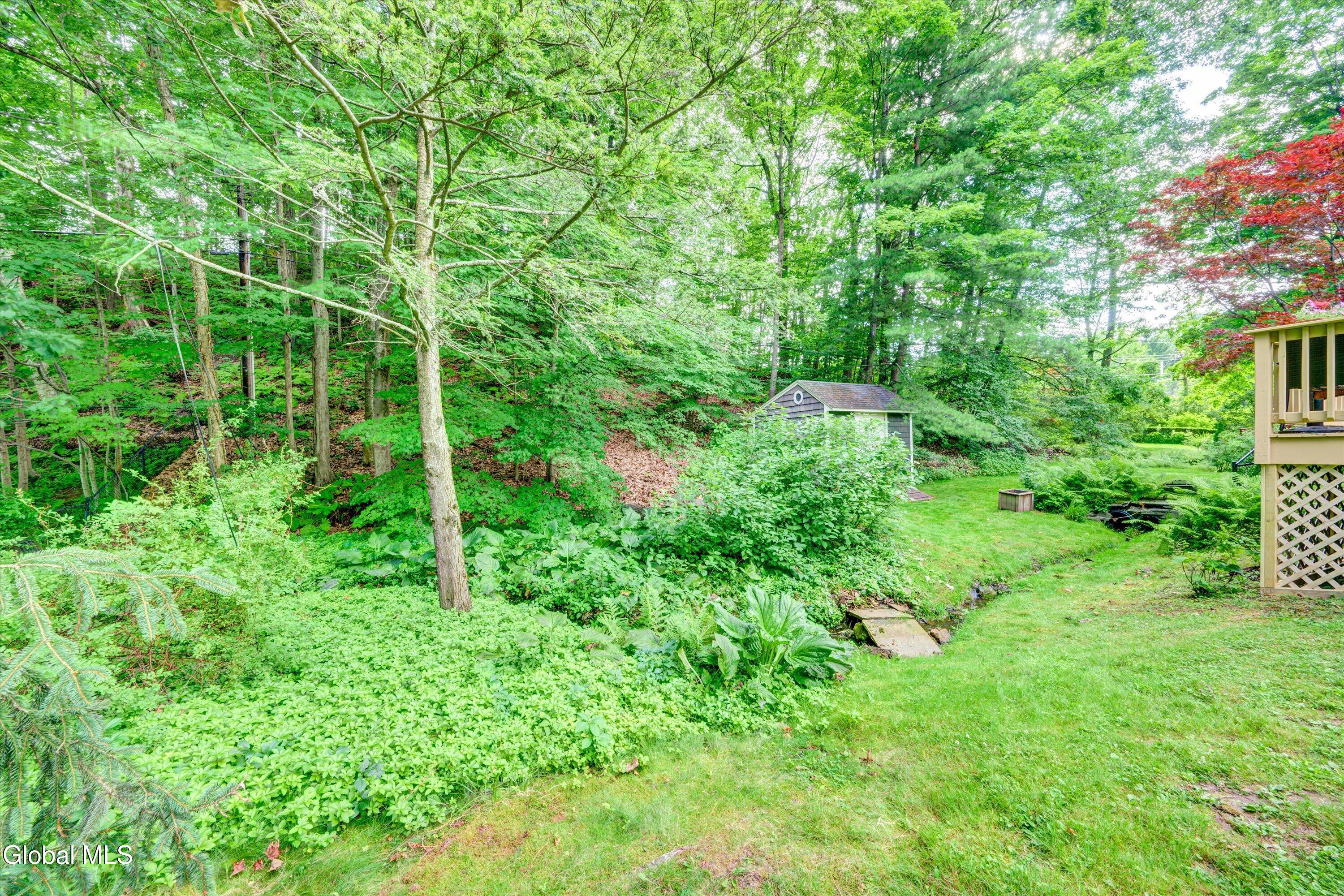16 Macaffer Drive Menands NY 12204