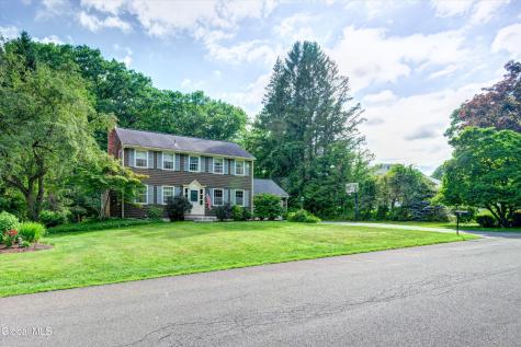 16 Macaffer Drive Menands NY 12204