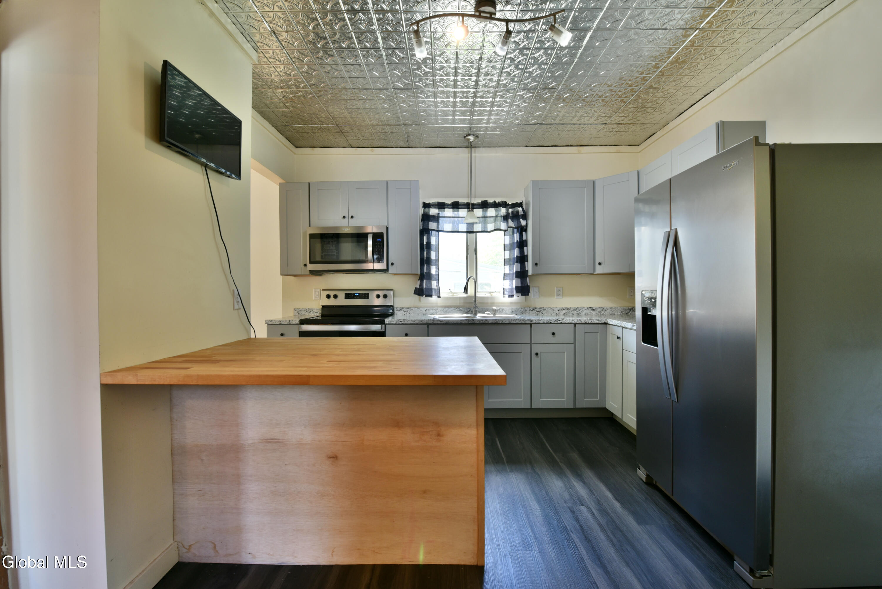 99 East Boulevard Gloversville NY 12078