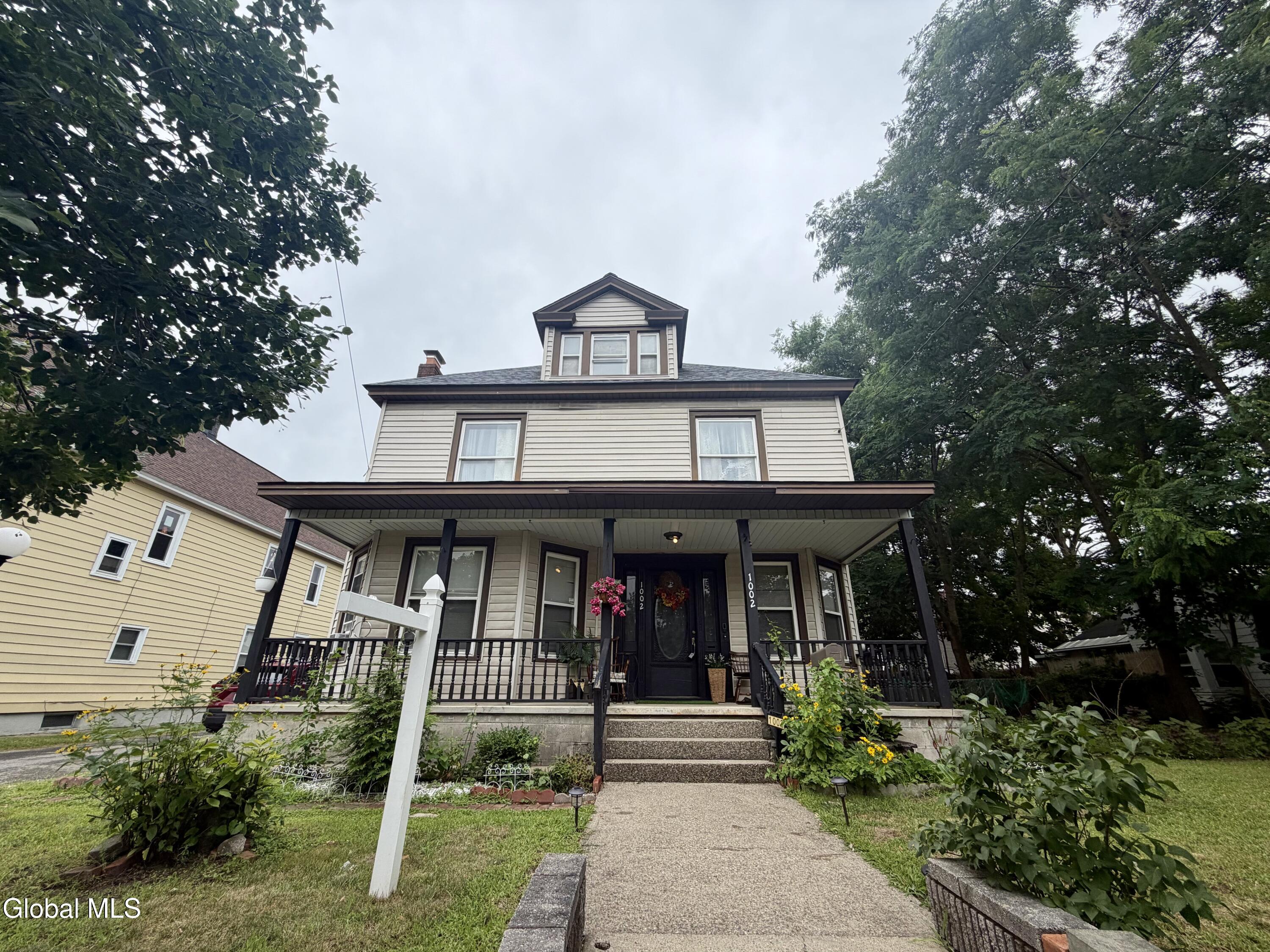 1002 Helderberg Avenue Schenectady NY 12306