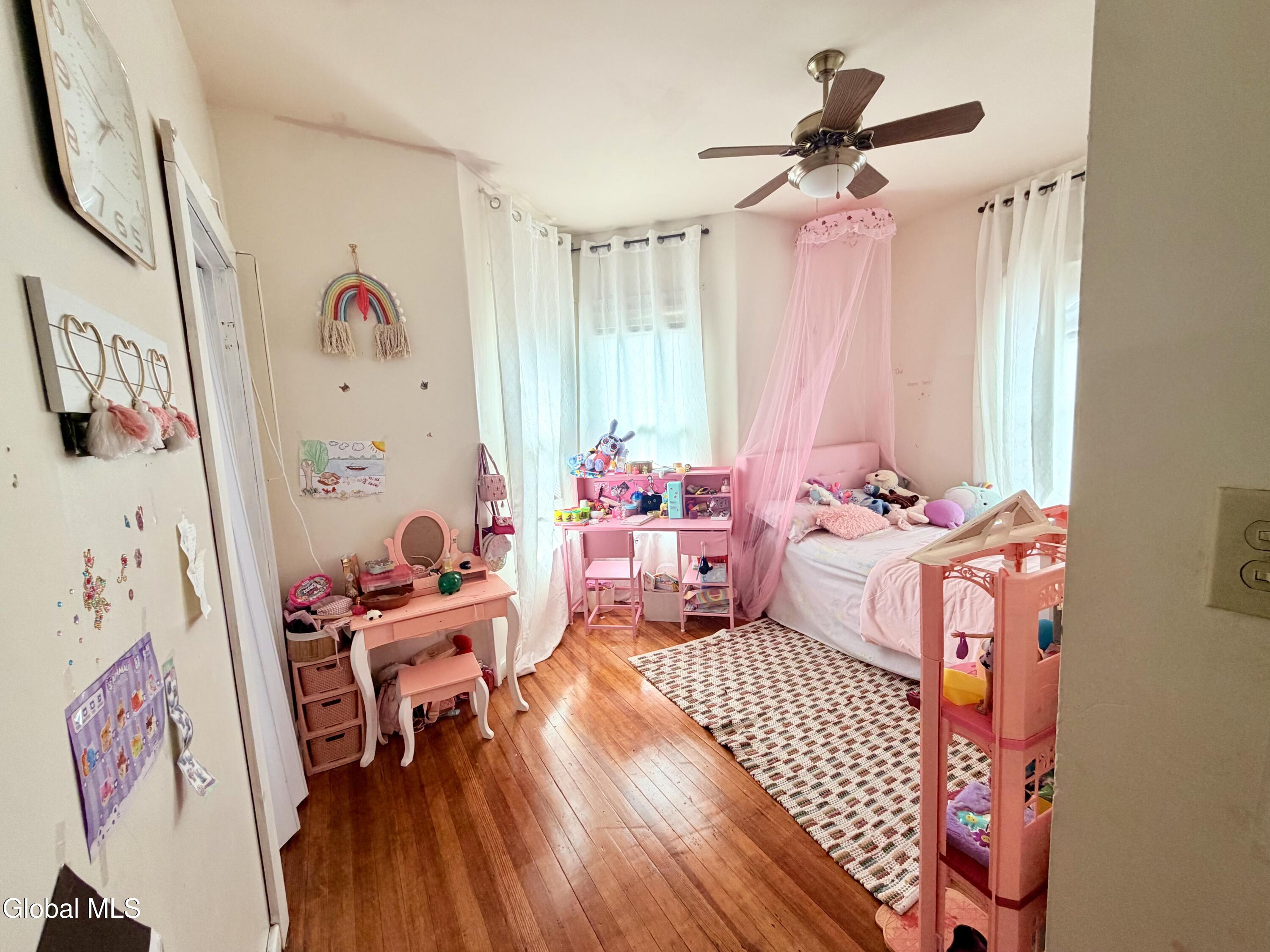 1002 Helderberg Avenue Schenectady NY 12306