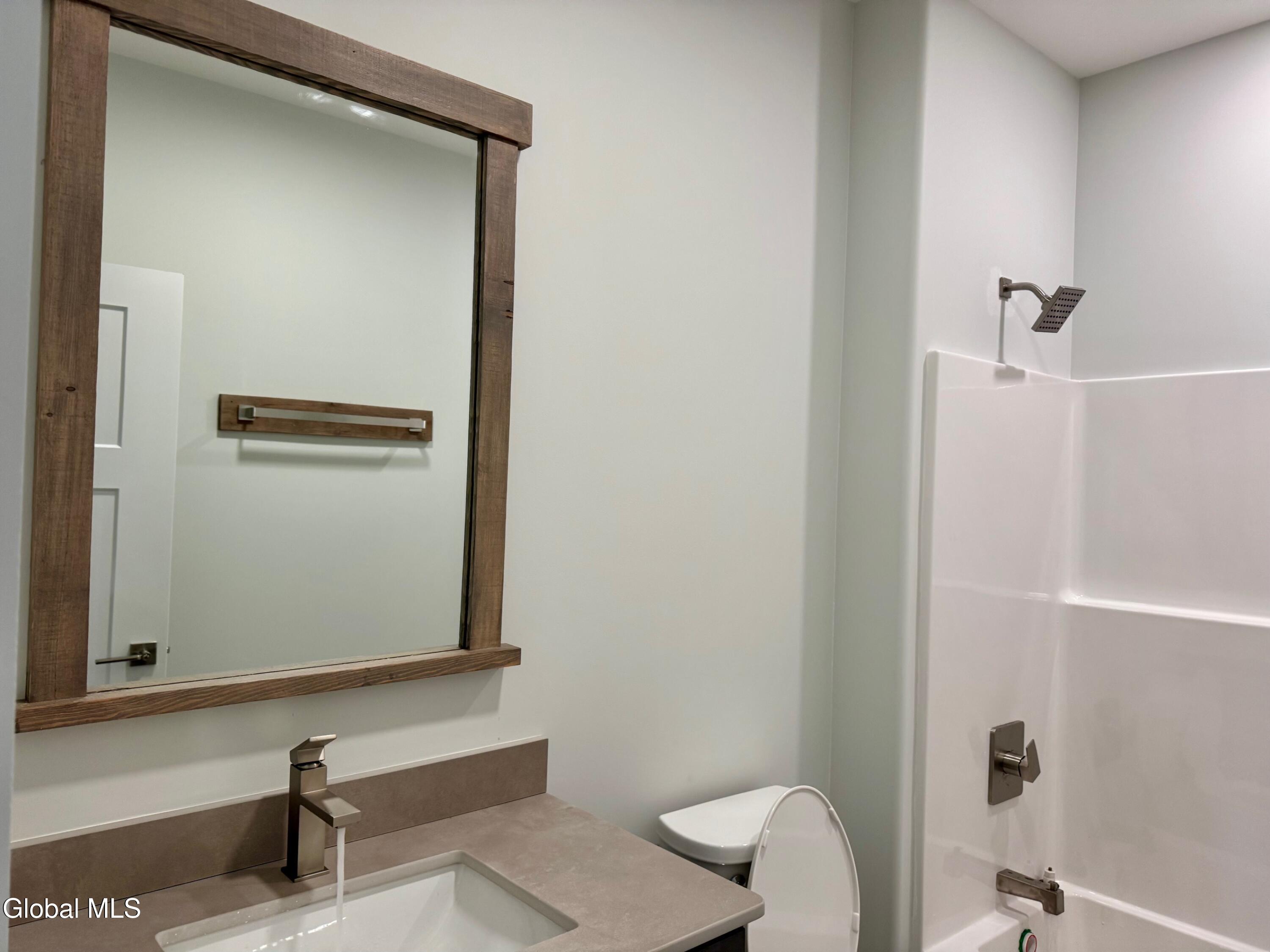 561 Lake Road Saratoga Springs NY 12866