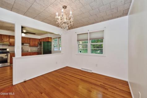 10 Brentwood Avenue Troy NY 12180