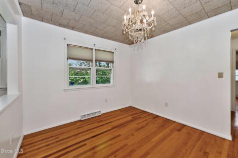 10 Brentwood Avenue Troy NY 12180