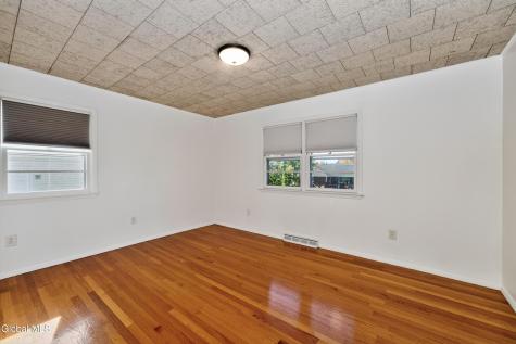 10 Brentwood Avenue Troy NY 12180