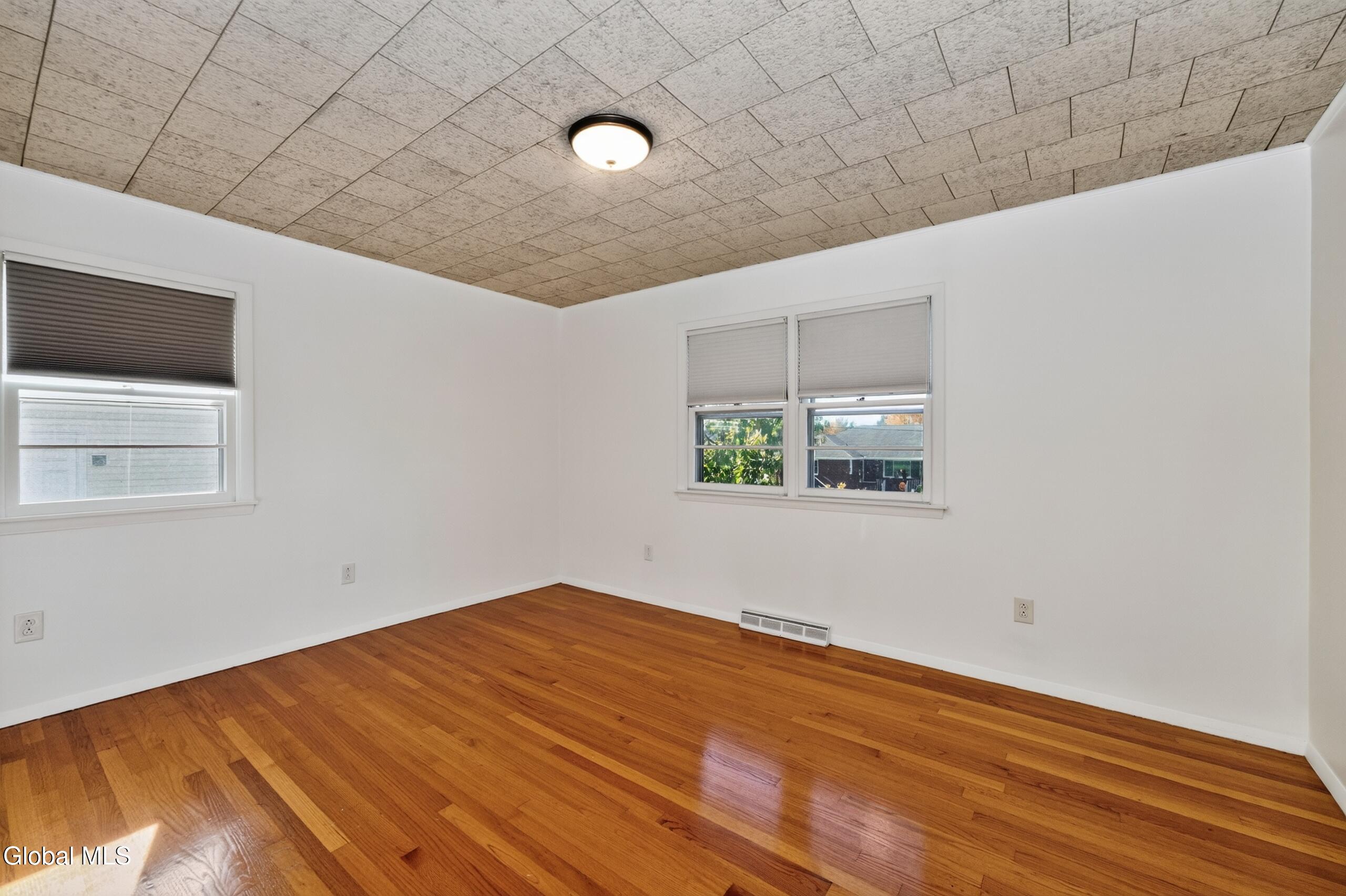 10 Brentwood Avenue Troy NY 12180