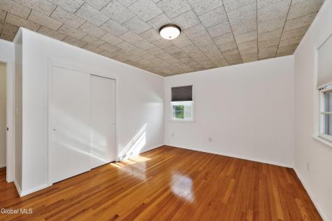 10 Brentwood Avenue Troy NY 12180