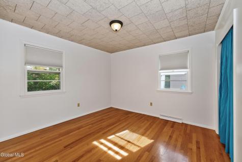 10 Brentwood Avenue Troy NY 12180