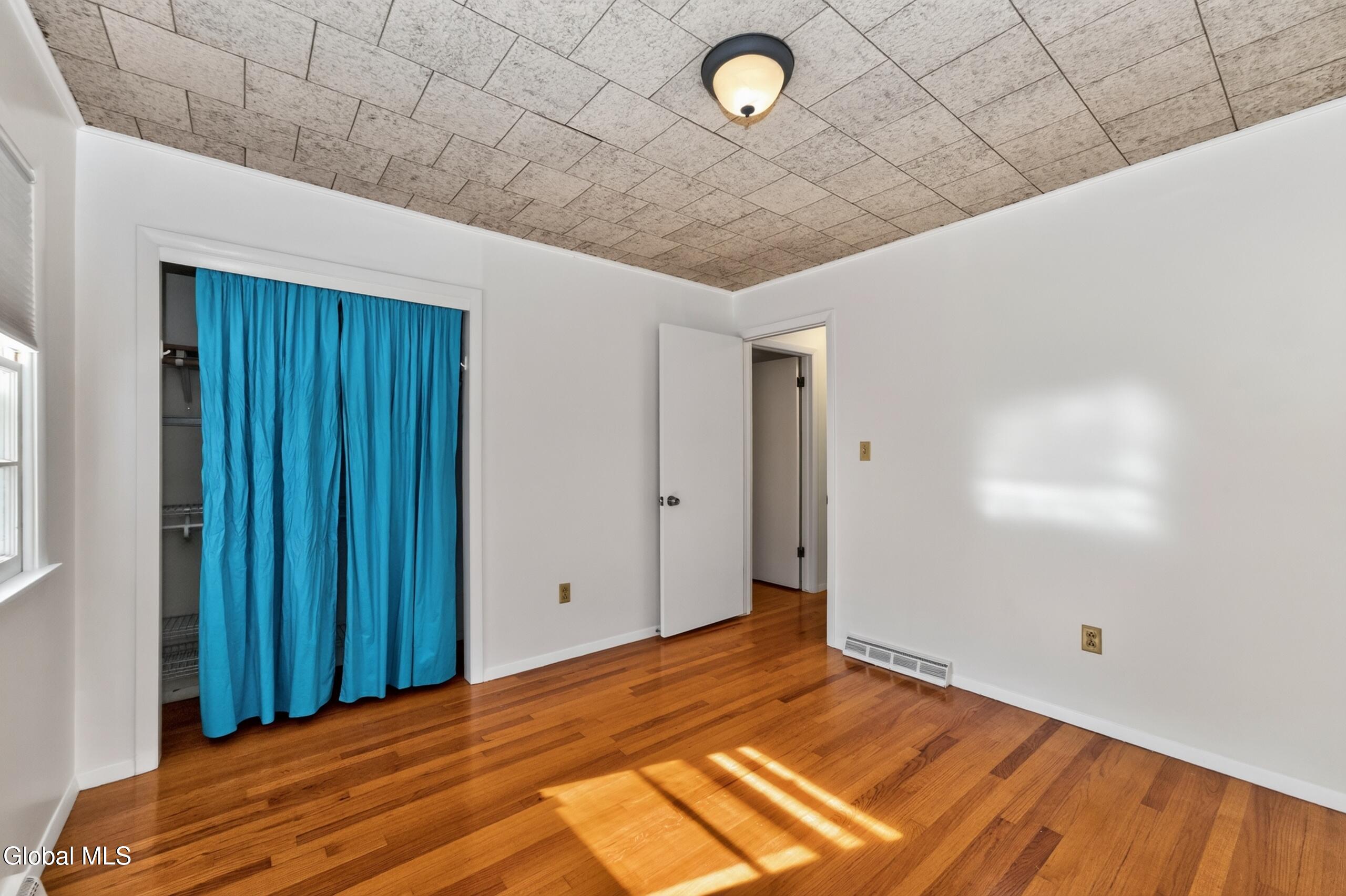10 Brentwood Avenue Troy NY 12180