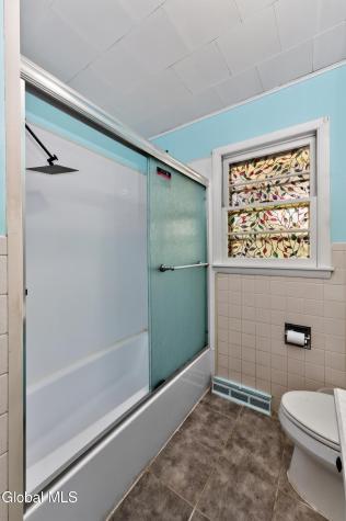 10 Brentwood Avenue Troy NY 12180