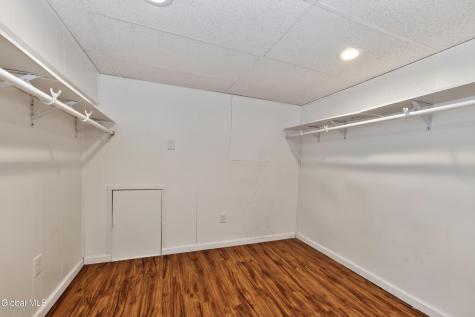 10 Brentwood Avenue Troy NY 12180