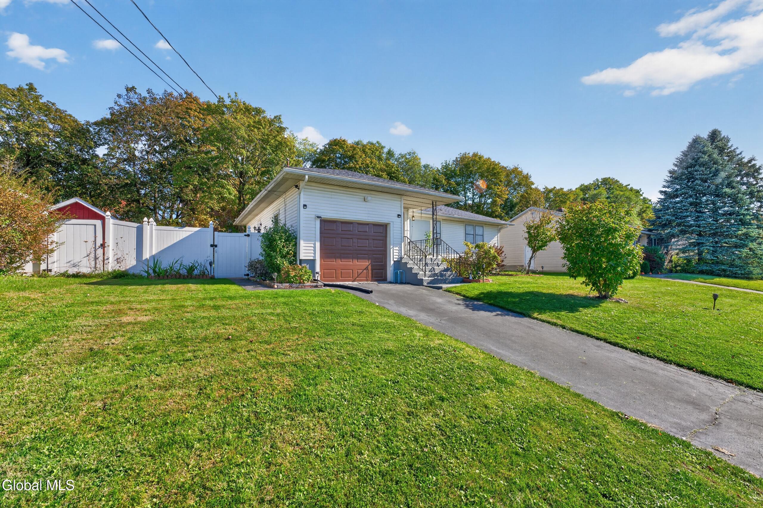 10 Brentwood Avenue Troy NY 12180