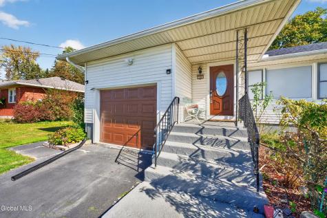 10 Brentwood Avenue Troy NY 12180