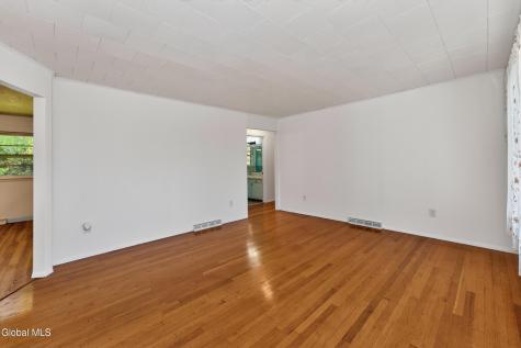 10 Brentwood Avenue Troy NY 12180