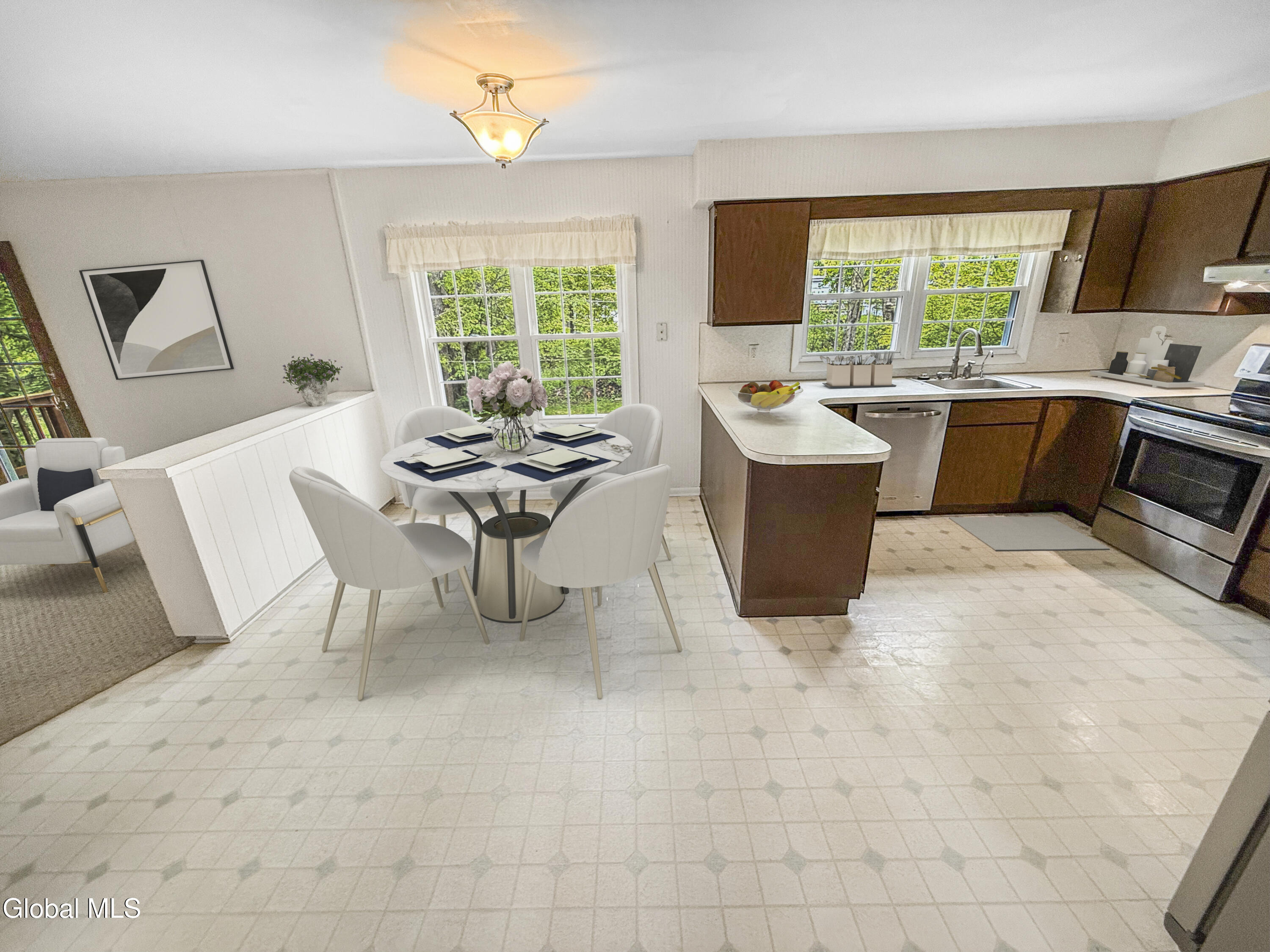33 Fairway Avenue Delmar NY 12054