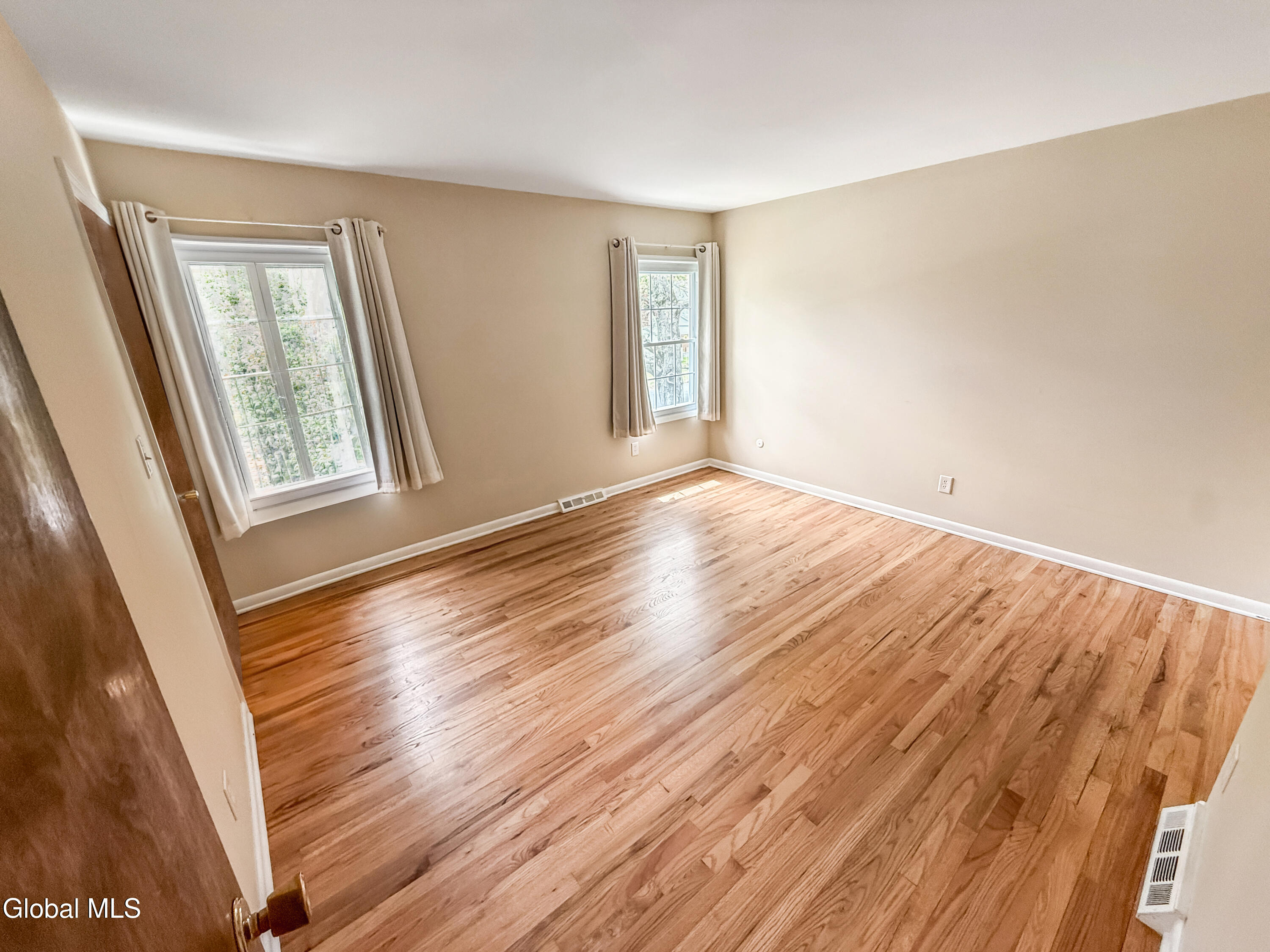 33 Fairway Avenue Delmar NY 12054