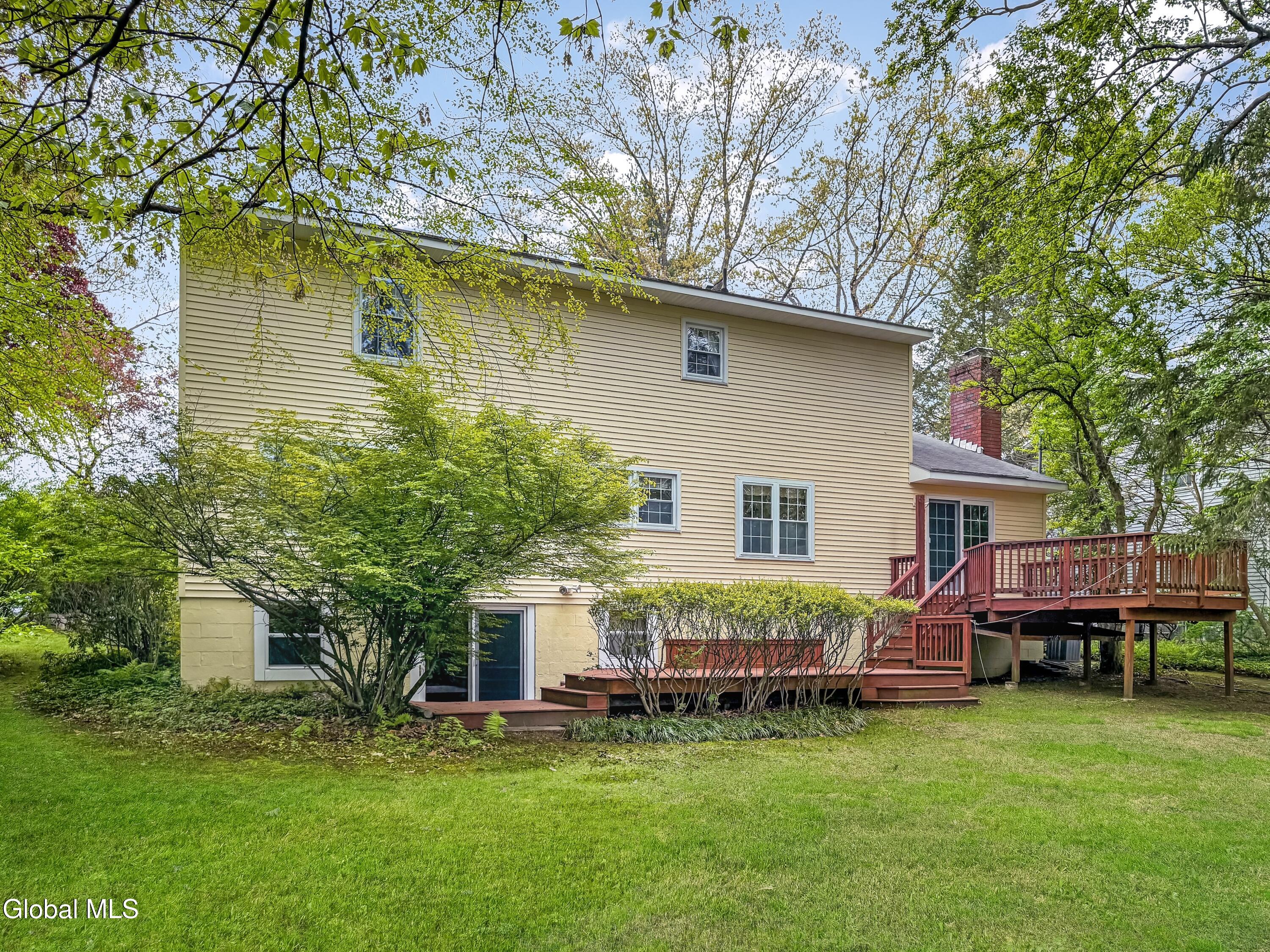 33 Fairway Avenue Delmar NY 12054