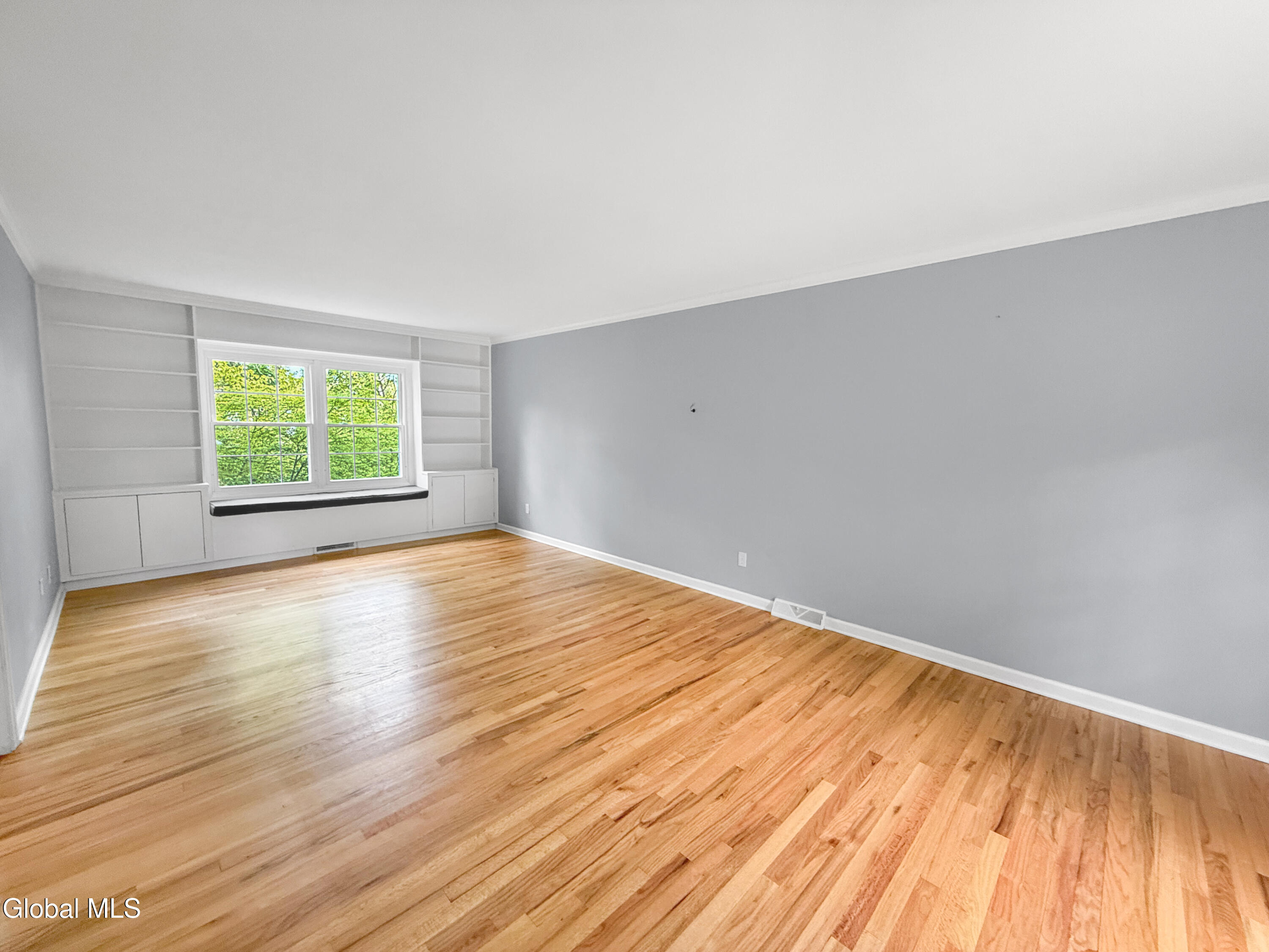 33 Fairway Avenue Delmar NY 12054