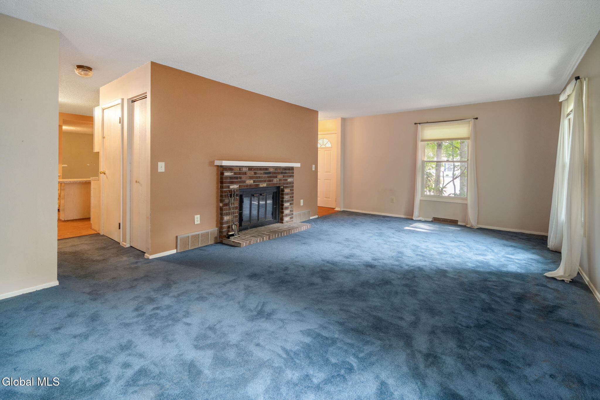20 Longwood Drive Clifton Park NY 12065