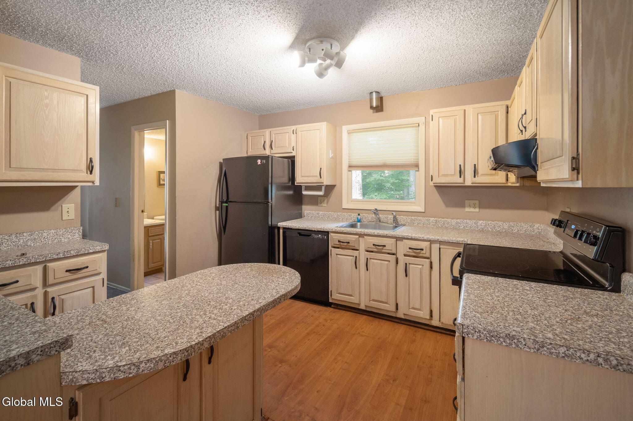 20 Longwood Drive Clifton Park NY 12065