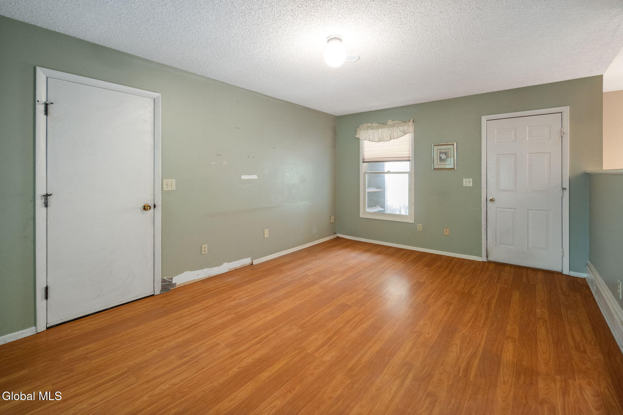 20 Longwood Drive Clifton Park NY 12065