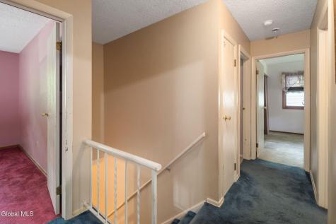 20 Longwood Drive Clifton Park NY 12065
