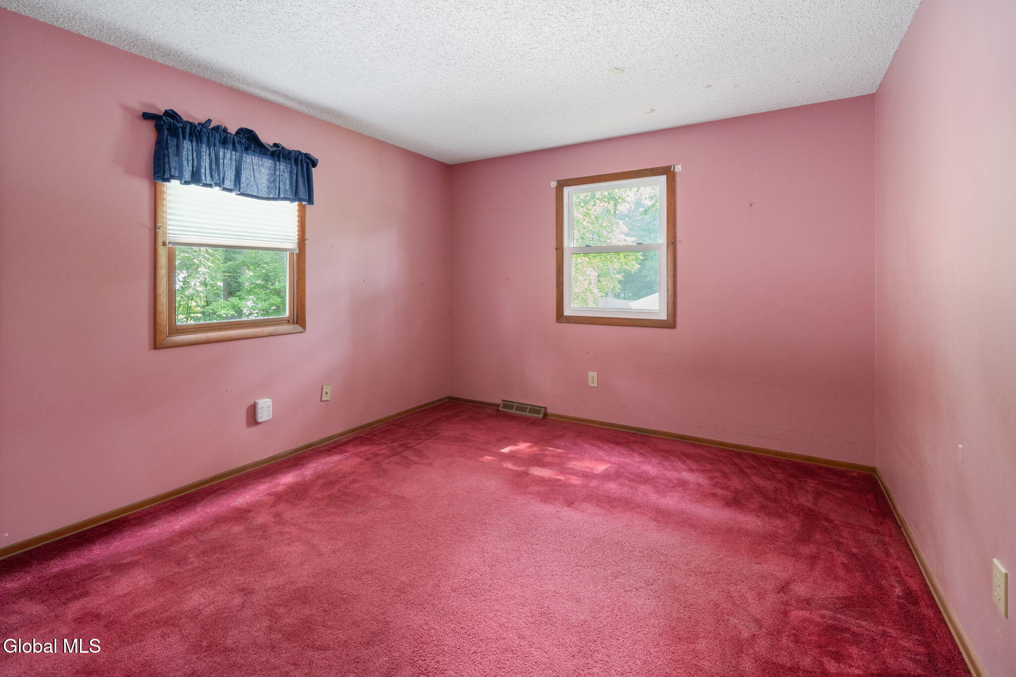 20 Longwood Drive Clifton Park NY 12065