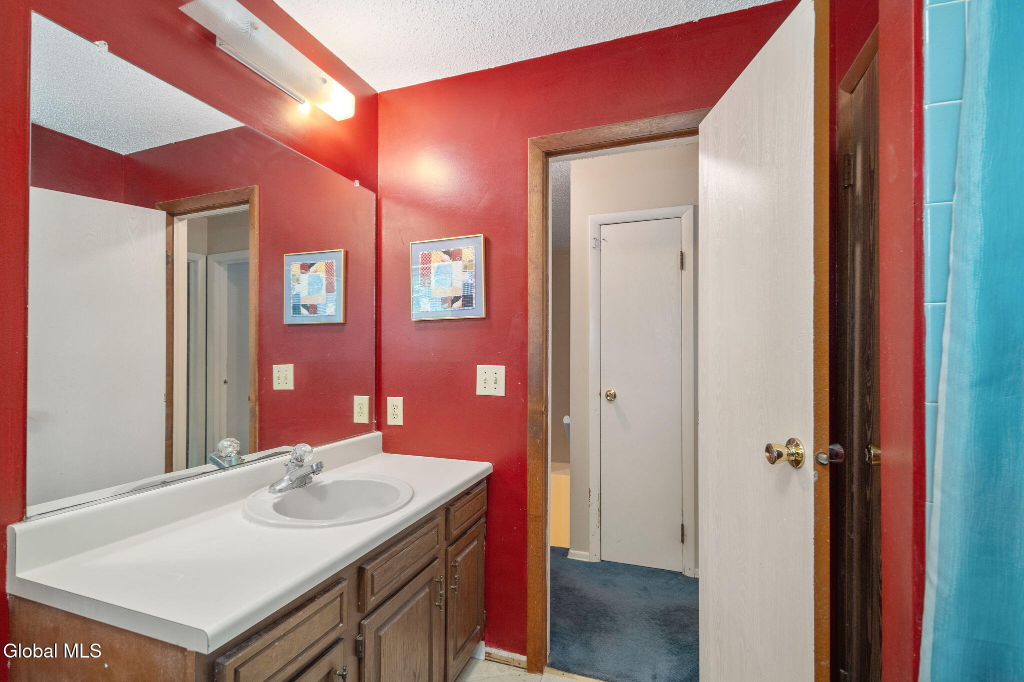 20 Longwood Drive Clifton Park NY 12065
