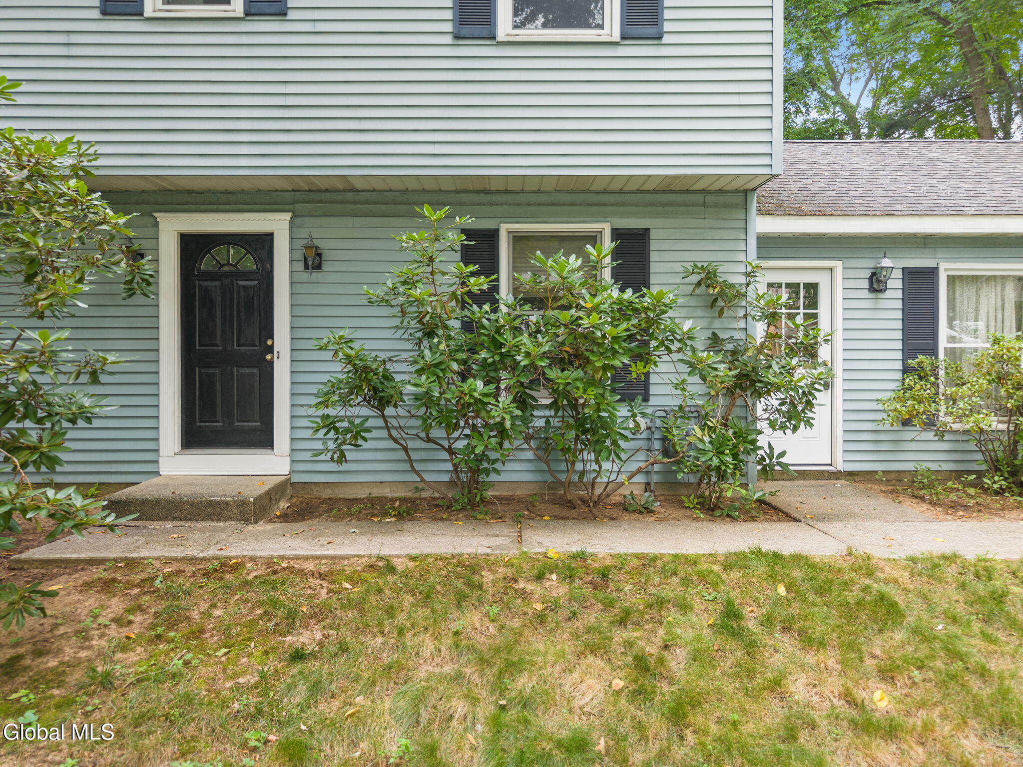20 Longwood Drive Clifton Park NY 12065