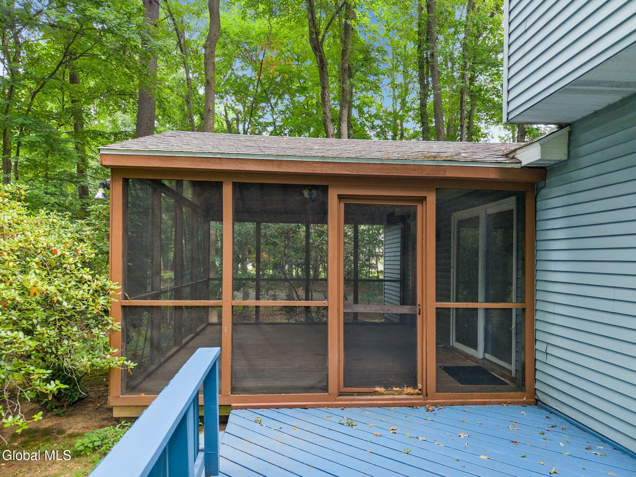 20 Longwood Drive Clifton Park NY 12065