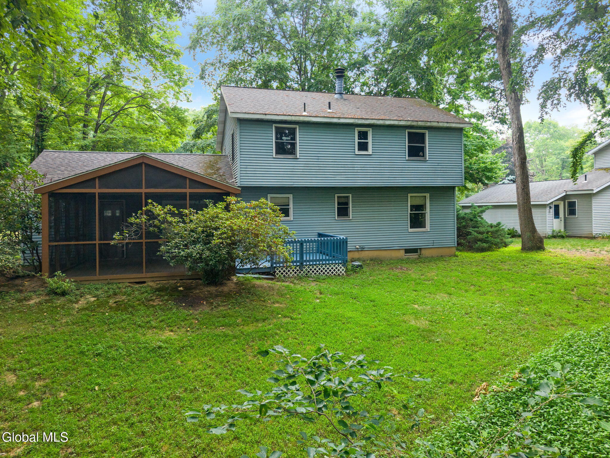 20 Longwood Drive Clifton Park NY 12065