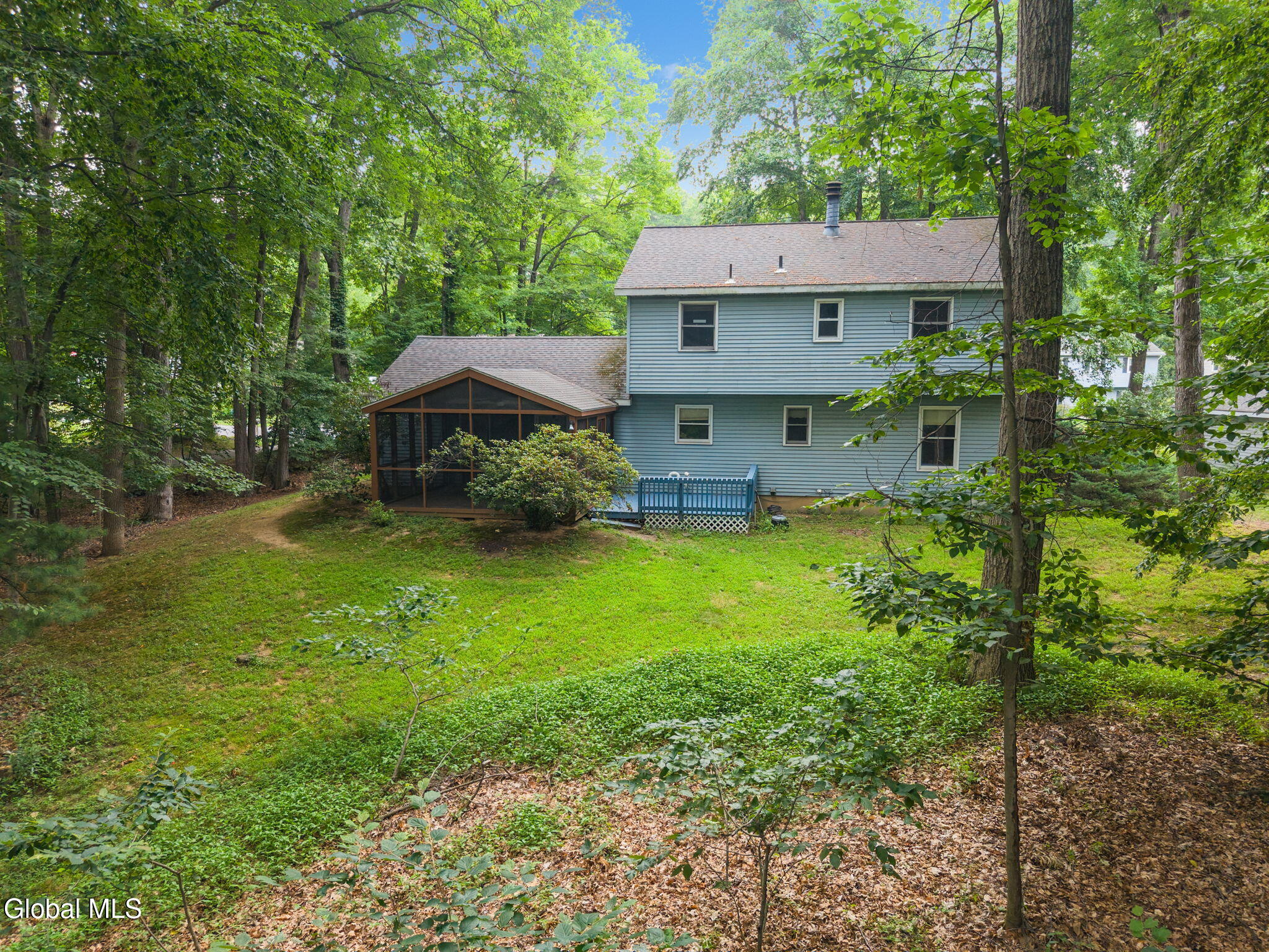 20 Longwood Drive Clifton Park NY 12065