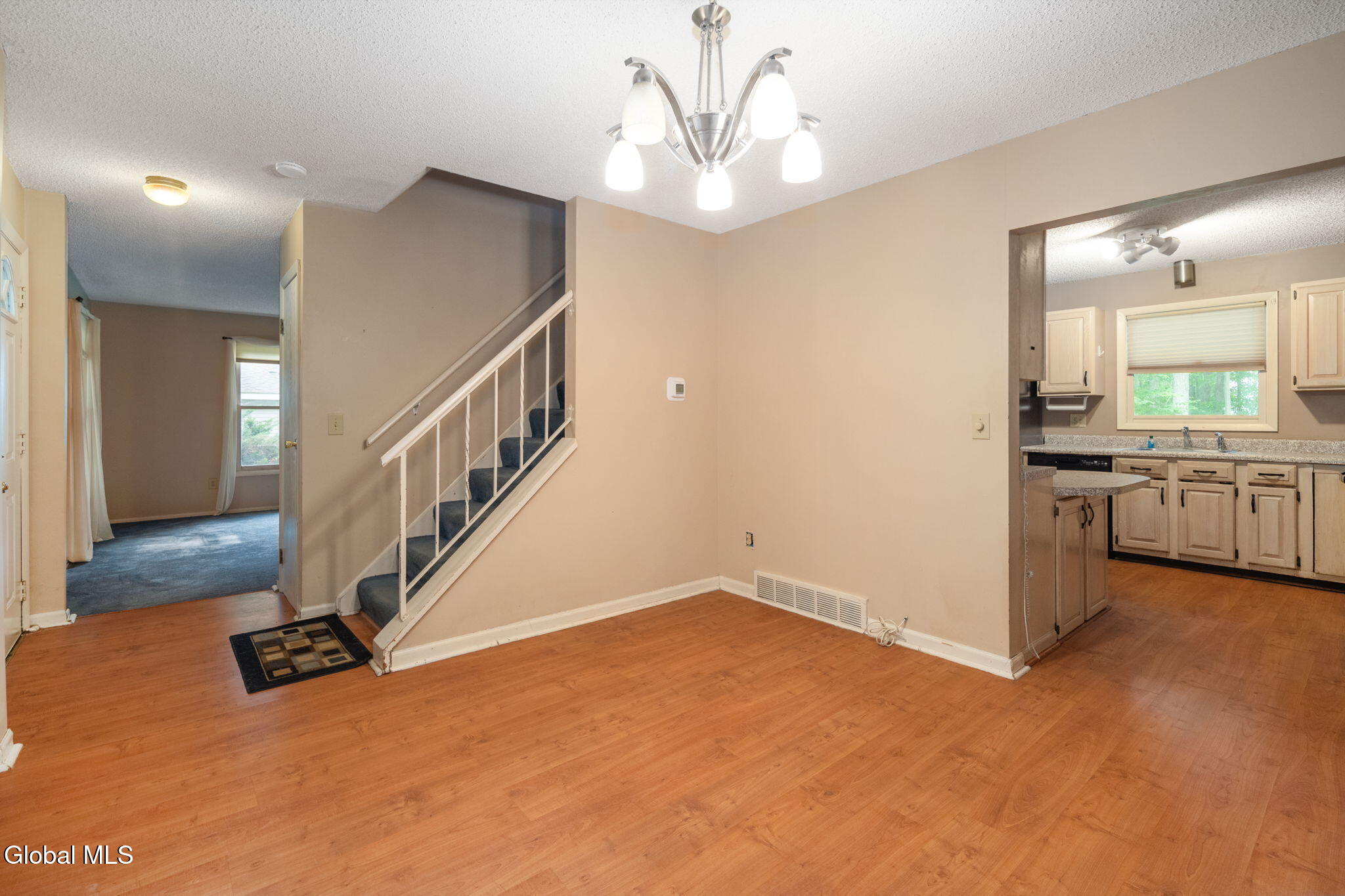 20 Longwood Drive Clifton Park NY 12065