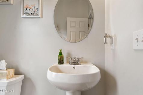 9 Willis Way Ballston Spa NY 12020