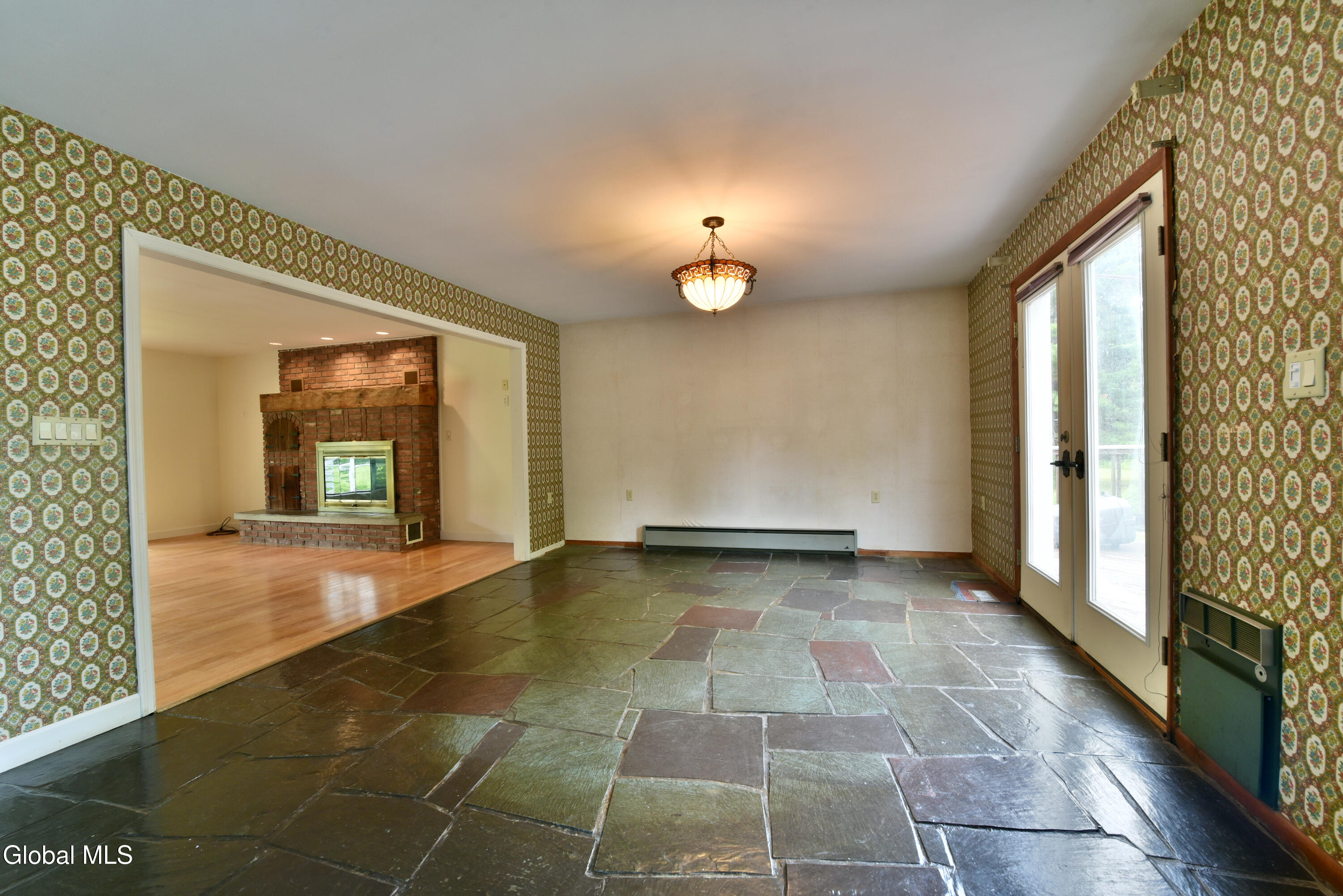 913 Hudson River Road Mechanicville NY 12118