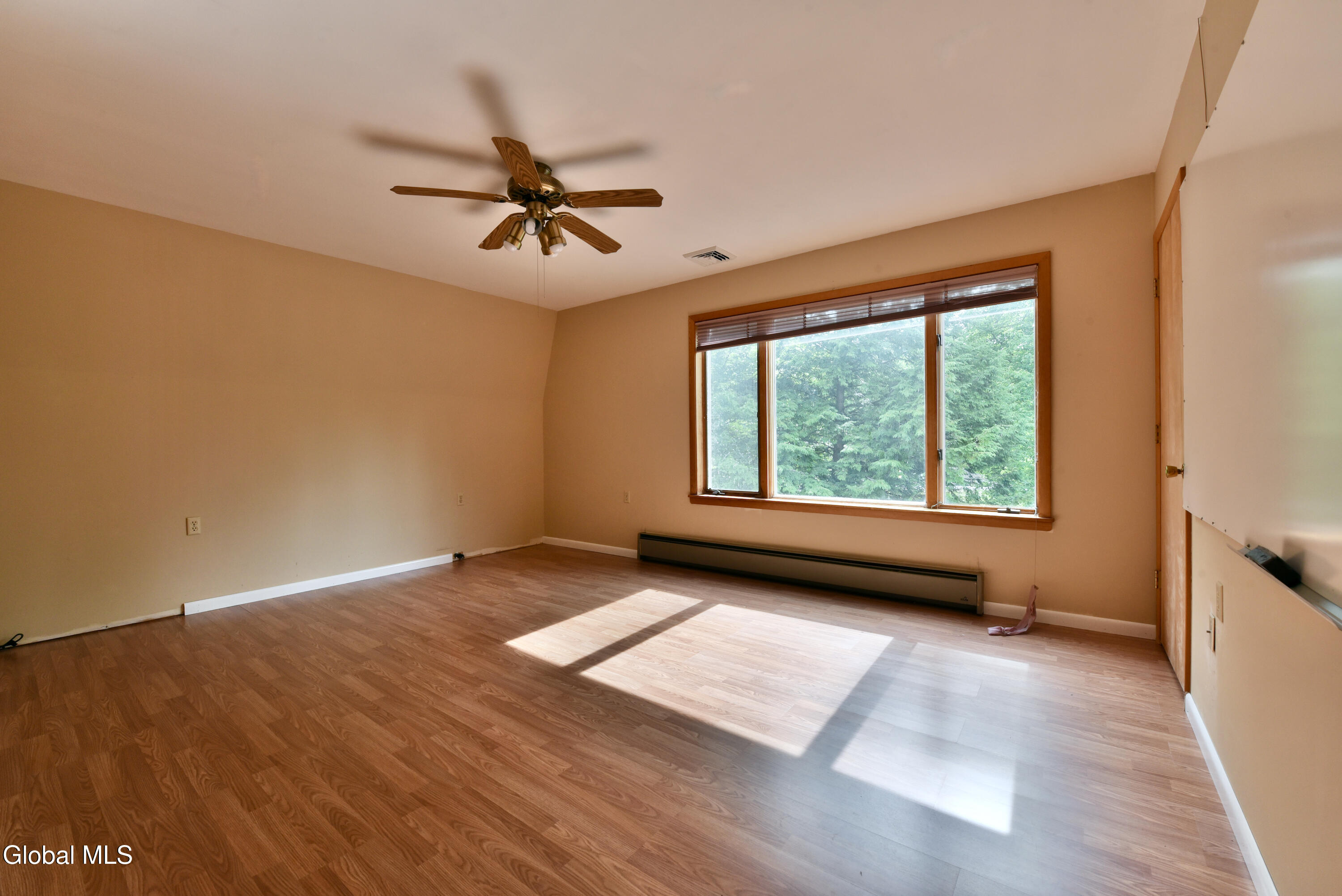 913 Hudson River Road Mechanicville NY 12118