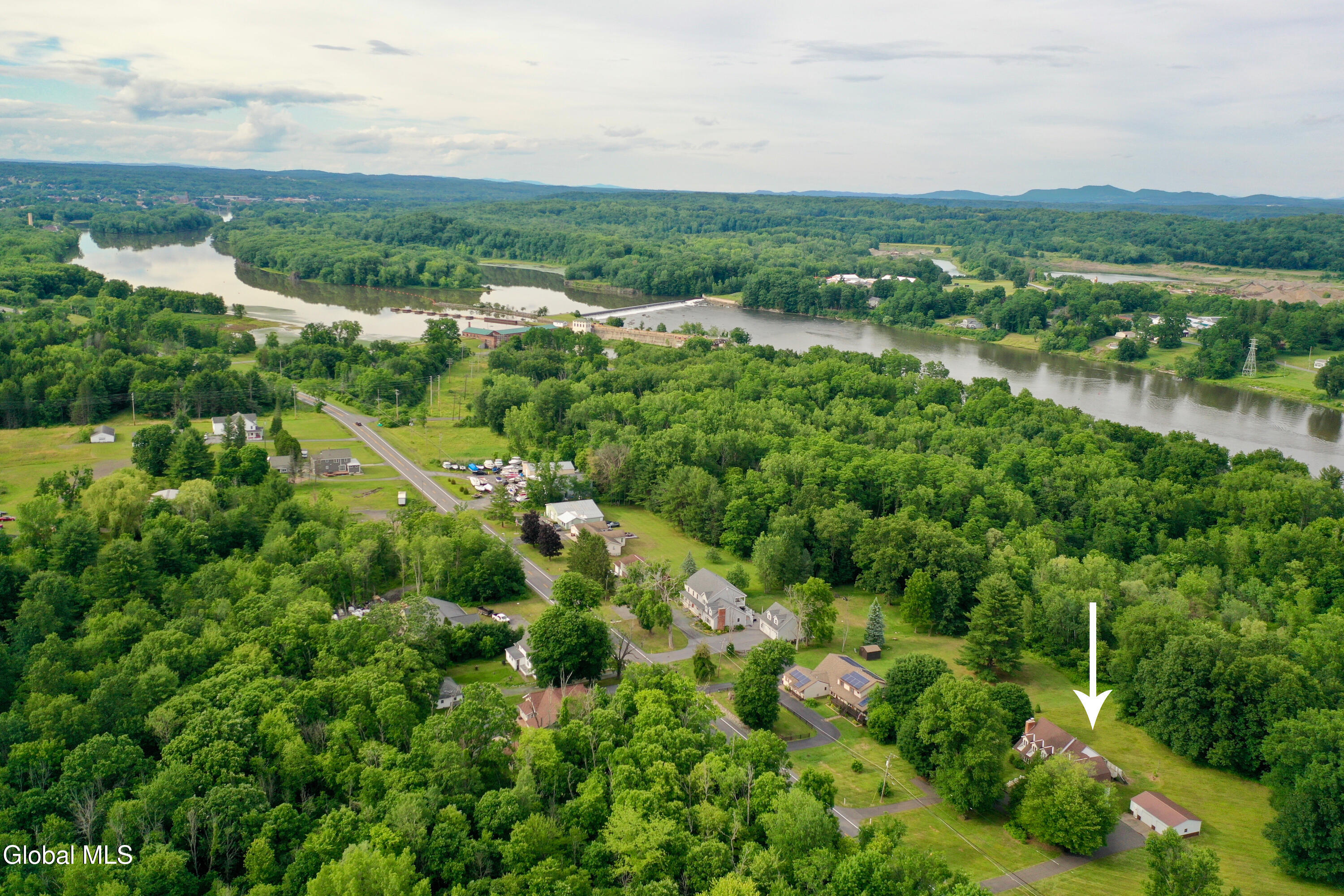 913 Hudson River Road Mechanicville NY 12118