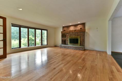 913 Hudson River Road Mechanicville NY 12118
