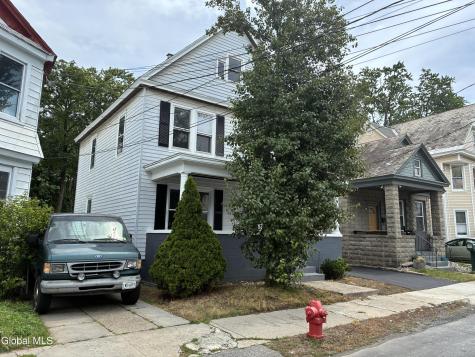 963 Maple Avenue Schenectady NY 12307