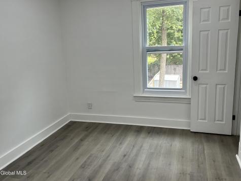 963 Maple Avenue Schenectady NY 12307