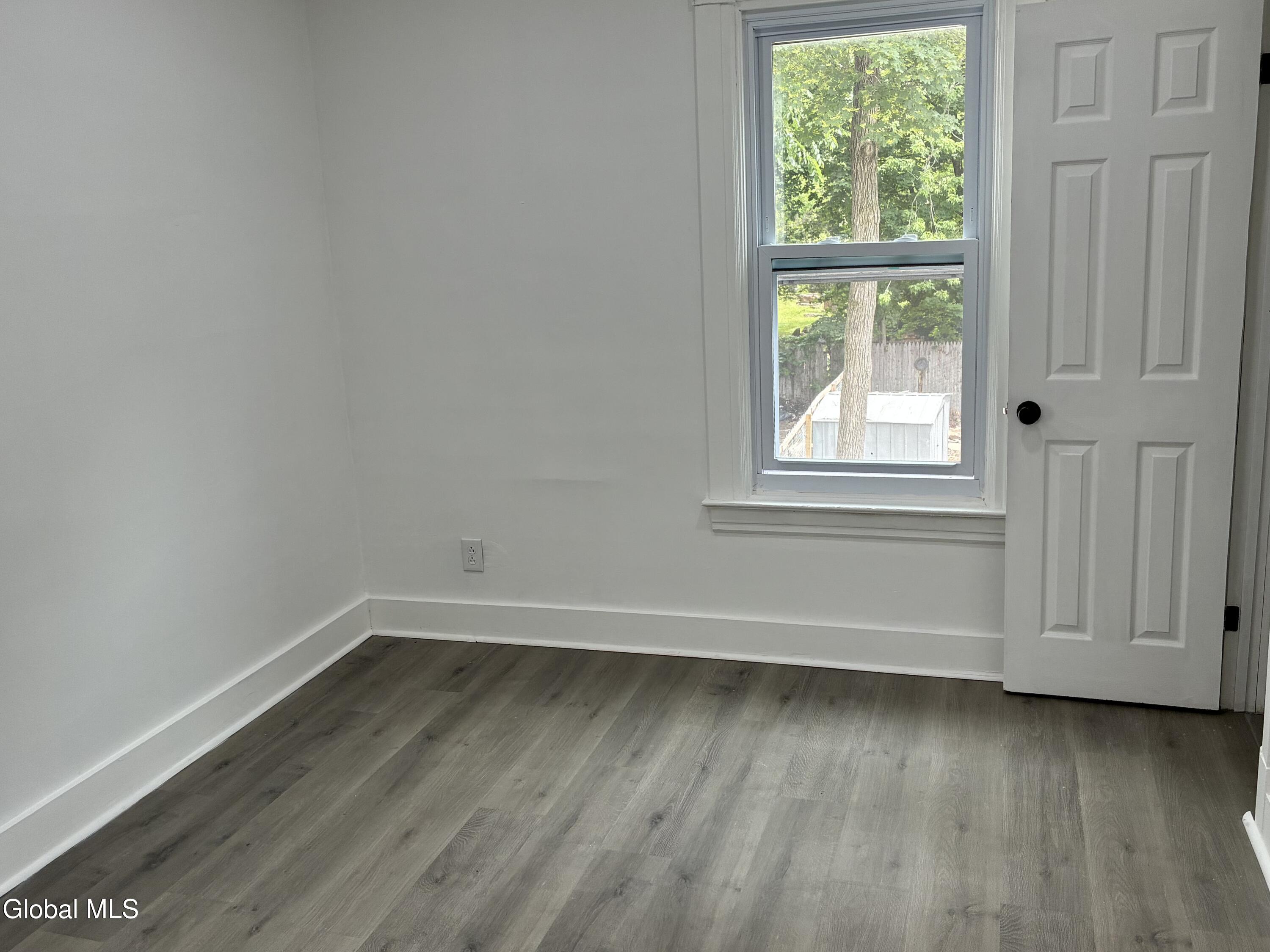 963 Maple Avenue Schenectady NY 12307
