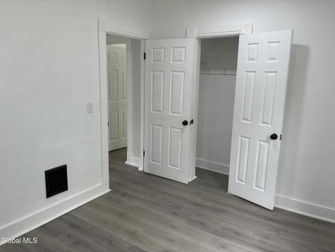 963 Maple Avenue Schenectady NY 12307