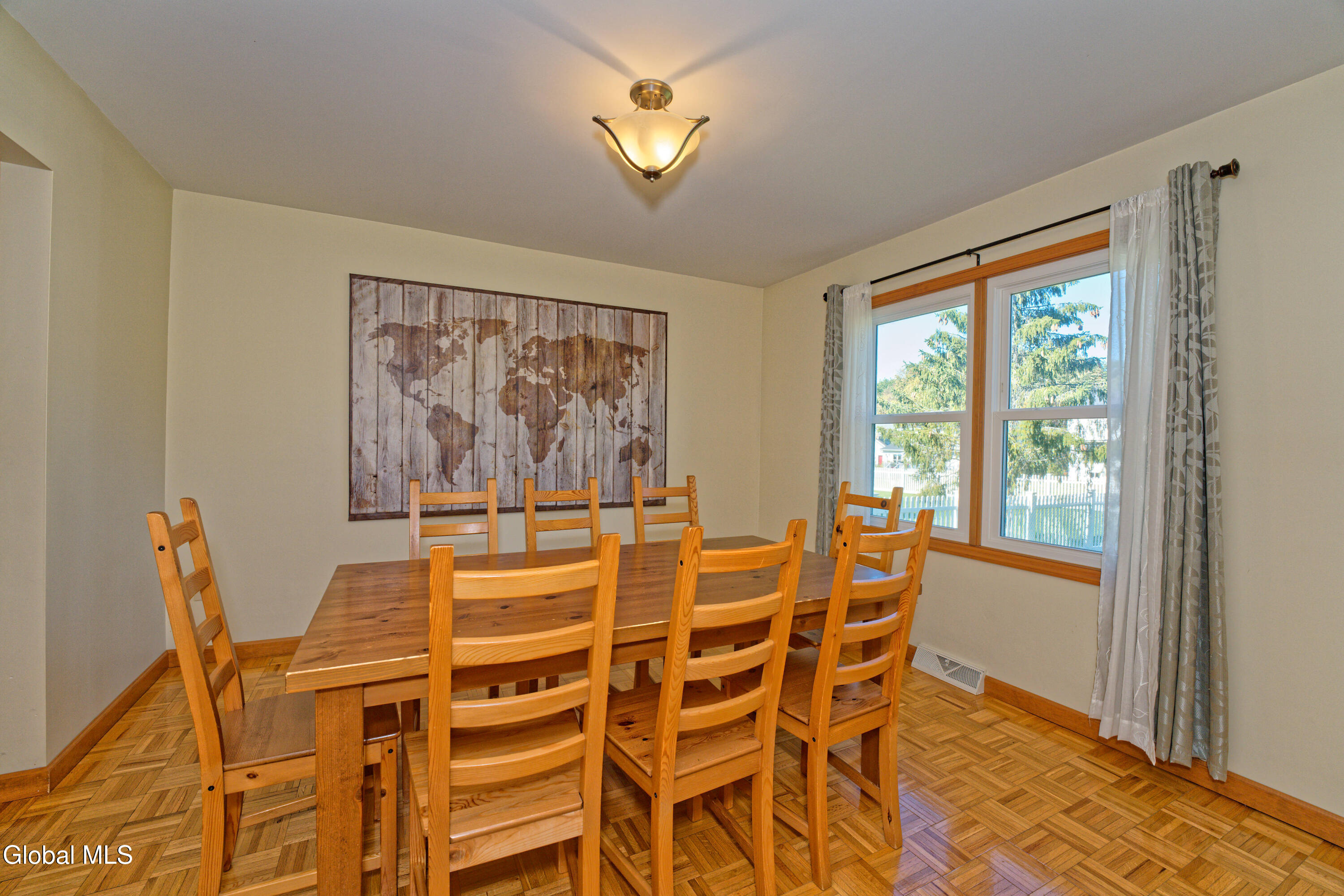 5 Shamrock Circle Latham NY 12110