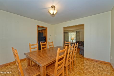 5 Shamrock Circle Latham NY 12110