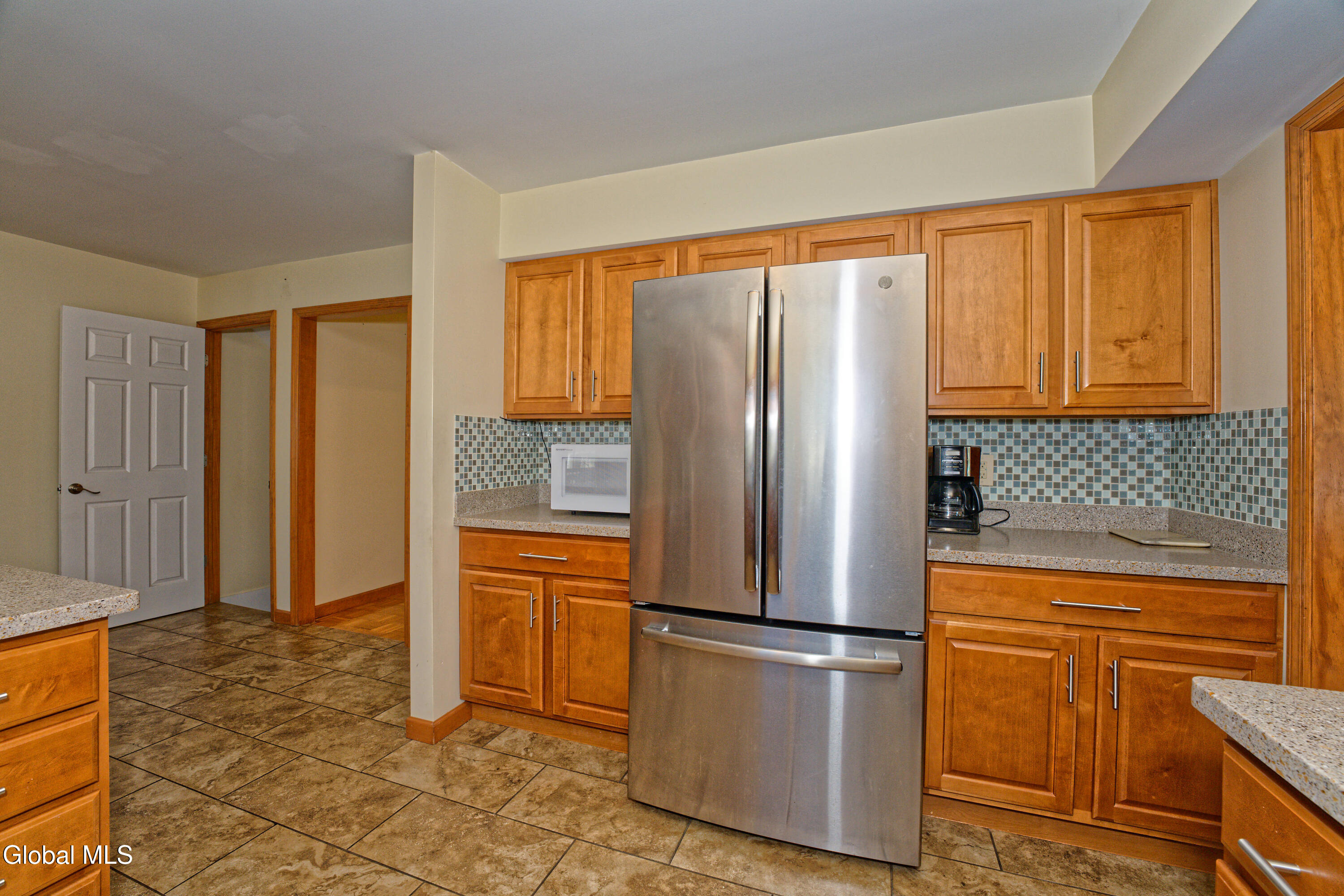 5 Shamrock Circle Latham NY 12110