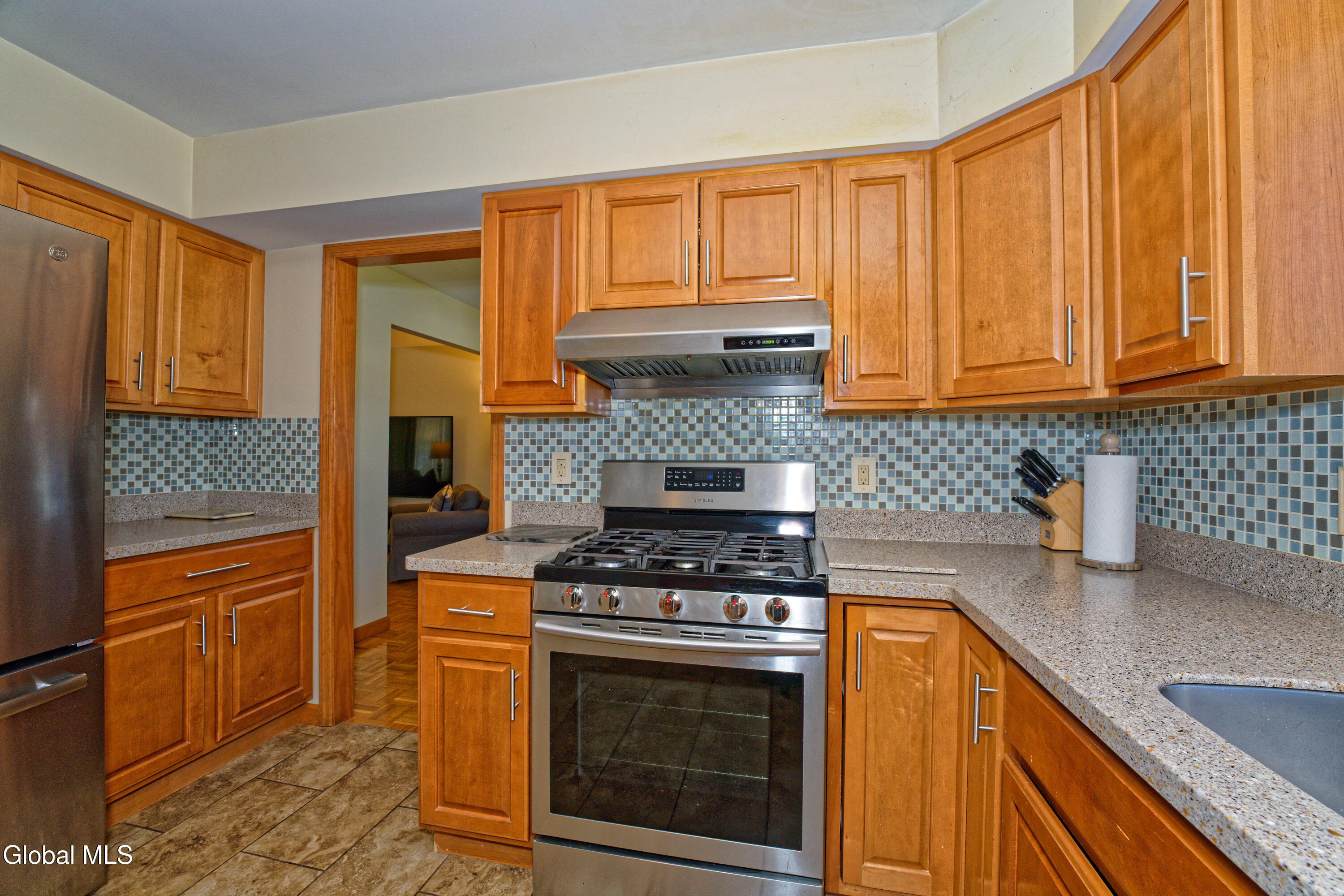 5 Shamrock Circle Latham NY 12110