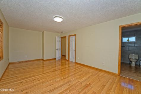 5 Shamrock Circle Latham NY 12110